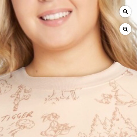 Winnie The Pooh Woman’s Graphic Fleece Sweatshirt Size Large NWT - Picture 4 of 8